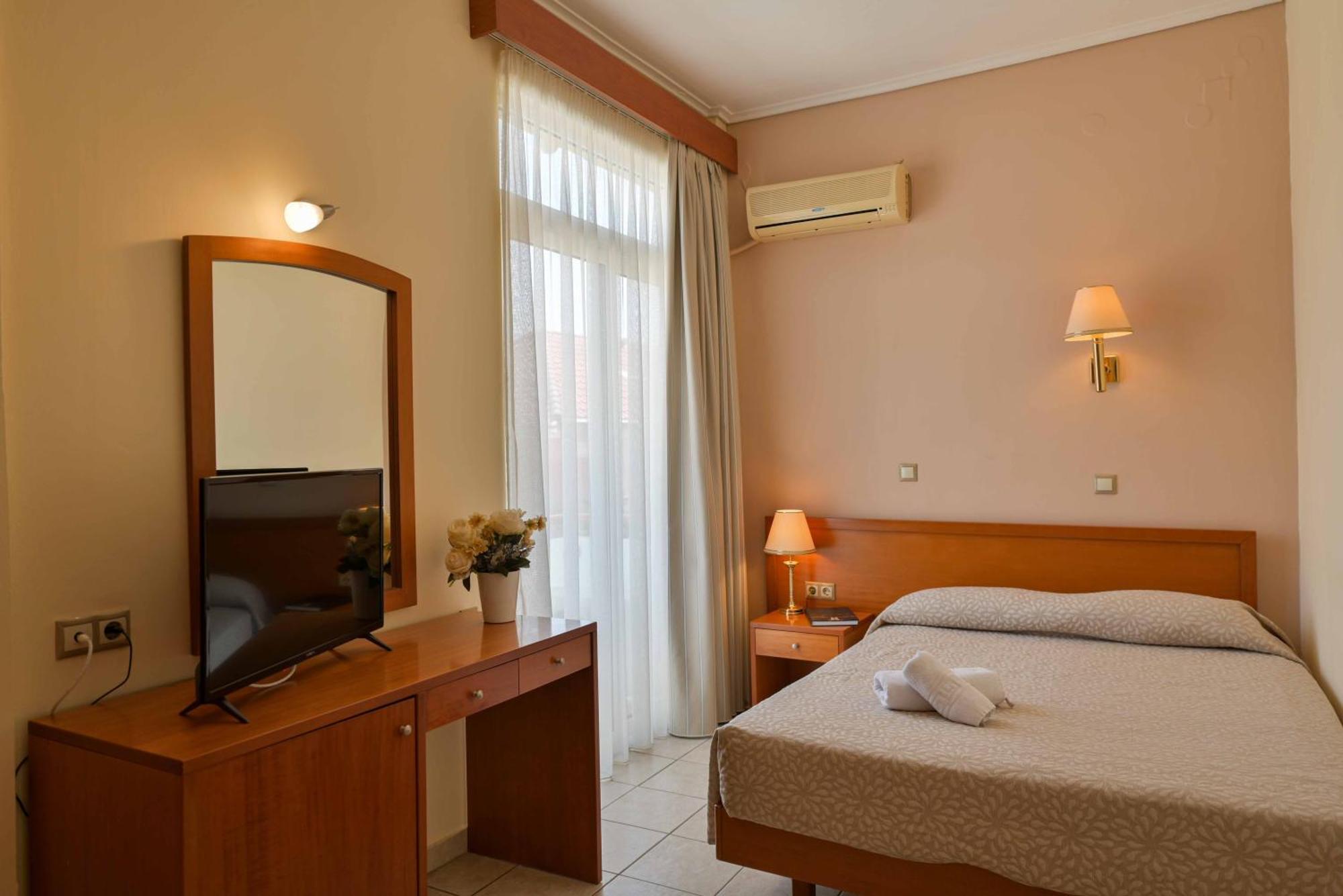 Neda Hotel Ancient Olympia Pokoj fotografie
